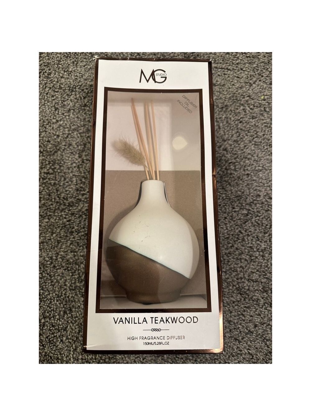 MG Studio Vanilla Teakwood Fragrance Diffuser